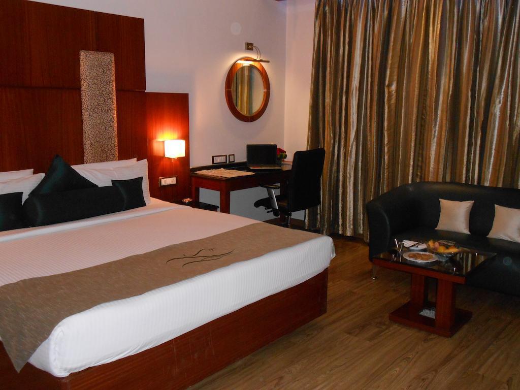 Citrine Hotel Bangalore Exterior photo