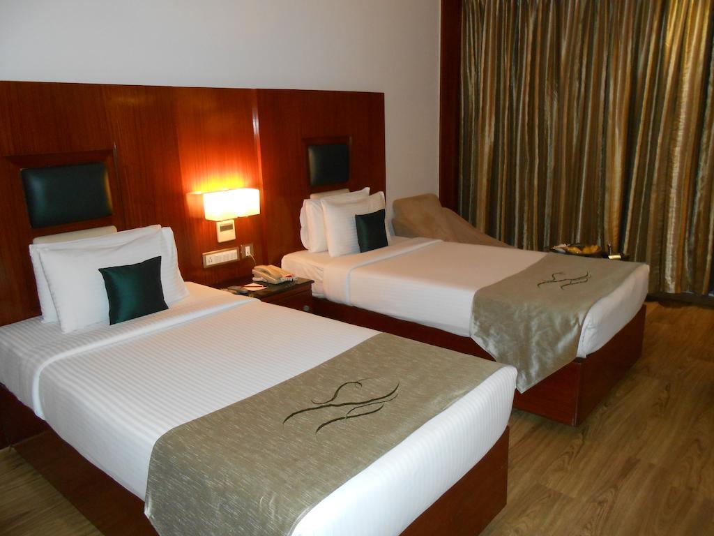 Citrine Hotel Bangalore Exterior photo